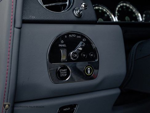 Used 2023 Rolls-Royce Cullinan image 31