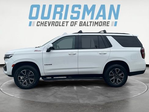 Used 2023 Chevrolet Tahoe Z71 w/ Luxury Package AWD/4WD image 3