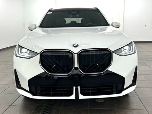 Used 2025 BMW X3 xDrive30i w/ Premium Package image 7