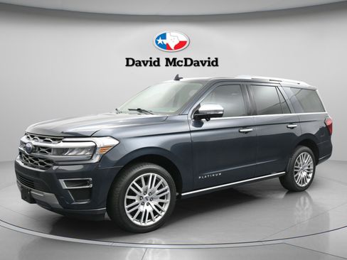 Used 2023 Ford Expedition Platinum RWD image 1