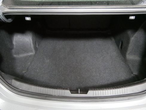 Used 2023 Chevrolet Malibu LT FWD image 7