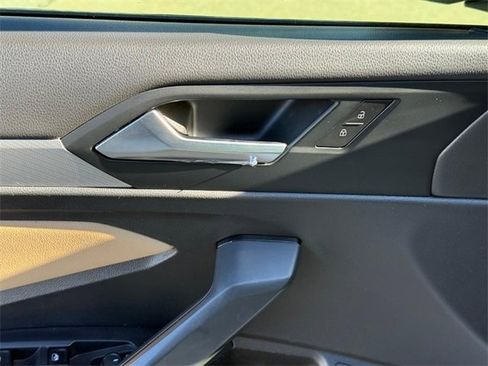 Used 2019 Volkswagen Jetta SE image 16