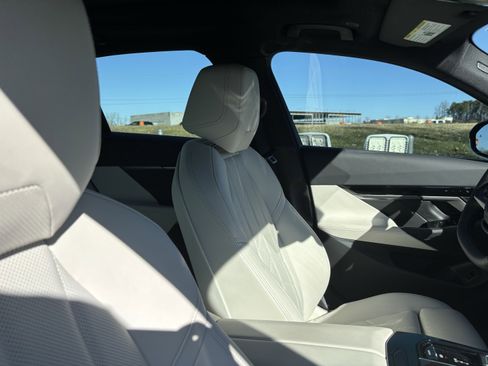 Certified 2026 BMW 530i 530i w/ Premium Package image 35