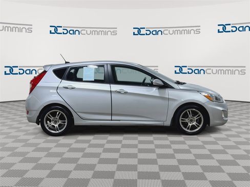 Used 2015 Hyundai Accent Sport image 9