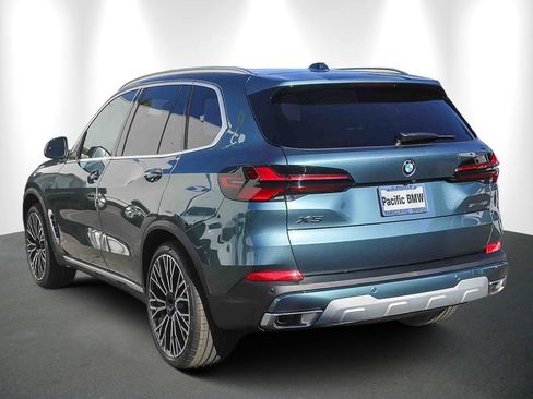 Used 2026 BMW X5 sDrive40i w/ Premium Package RWD image 4