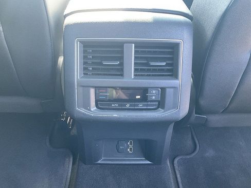 Used 2019 Volkswagen Atlas SE FWD image 4