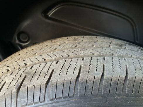 Used 2018 Jeep Wrangler Unlimited Sport S image 12