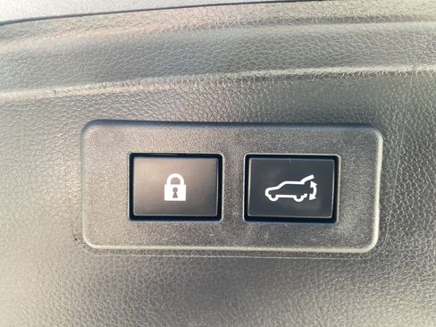 Certified 2025 Subaru Outback Onyx Edition XT AWD/4WD image 34