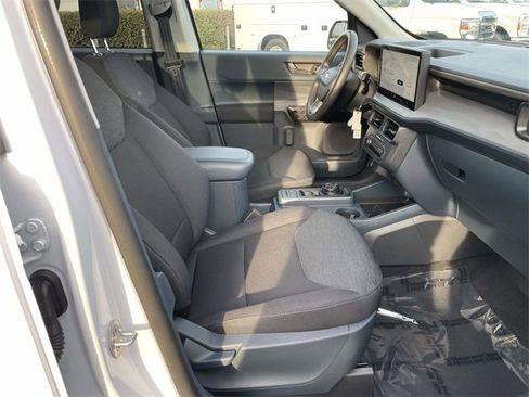 Used 2025 Ford Maverick XL w/ Equipment Group 102A image 28