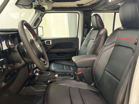 Used 2024 Jeep Wrangler Unlimited Rubicon w/ Technology Group image 12