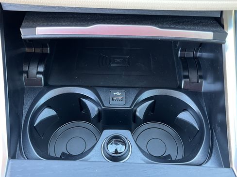 New 2026 BMW 330i Sedan w/ Premium Package image 7