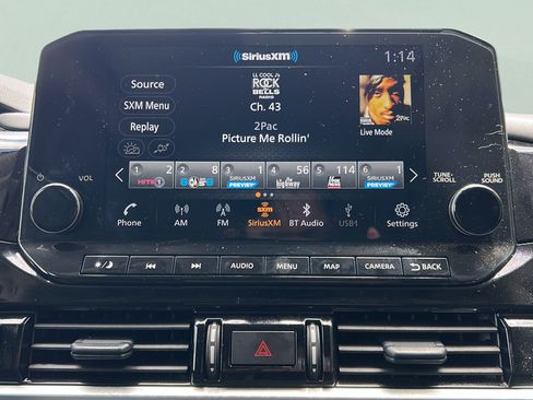 Used 2025 Nissan Pathfinder SL w/ SL Premium Package FWD image 22