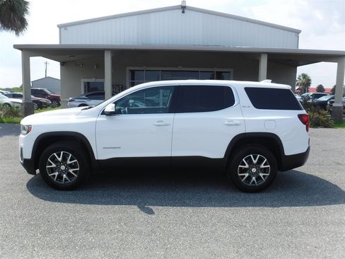 Used 2022 GMC Acadia SLE w/ LPO, Floor Liner Package FWD image 1