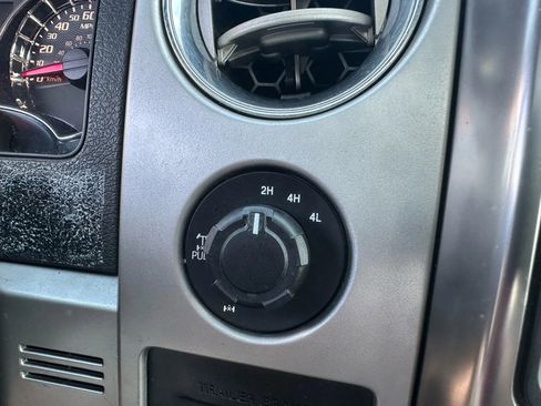 Used 2014 Ford F150 FX4 w/ Equipment Group 402A Luxury image 31