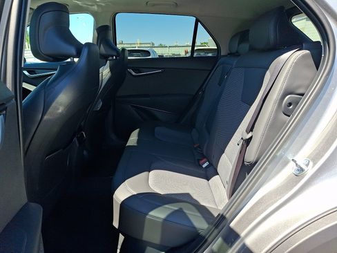 New 2026 Kia Niro EX FWD image 6