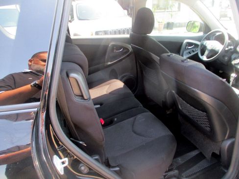 Used 2010 Toyota RAV4 Sport image 9