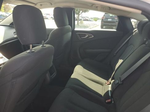 Used 2016 Chrysler 200 LX FWD image 8