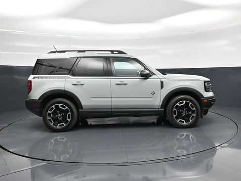 Used 2023 Ford Bronco Sport Outer Banks w/ Tech Package AWD/4WD image 24