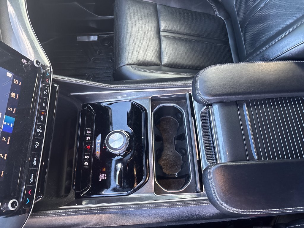 Used 2022 Jeep Wagoneer Series I w/ Premium Group I AWD/4WD image 26