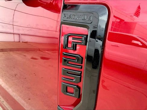 Used 2017 Ford F250 Platinum w/ Platinum Ultimate Package image 30