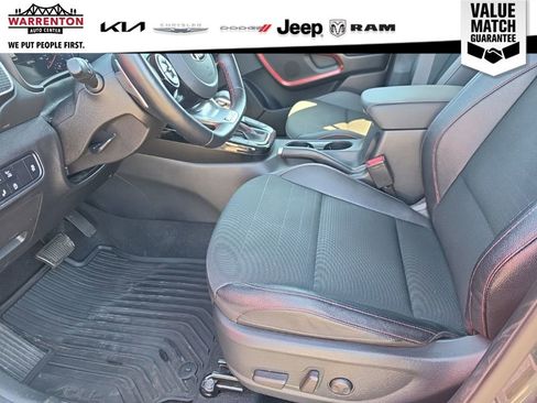 Used 2020 Kia Soul GT-Line Turbo FWD image 8