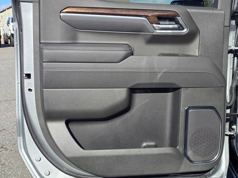 New 2026 GMC Sierra 1500 Elevation image 37