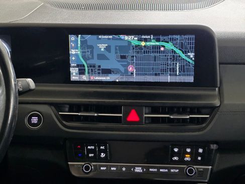 Used 2024 Kia Seltos EX image 18