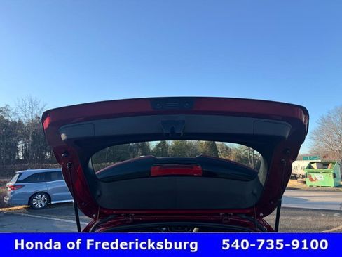 Used 2017 Chevrolet Cruze LT w/ Convenience Package image 19