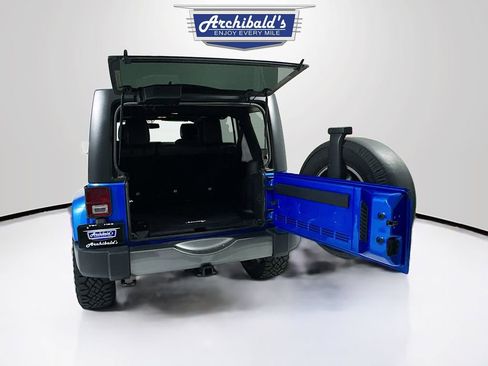 Used 2015 Jeep Wrangler Unlimited Sport image 18