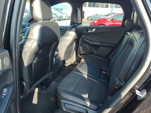 Used 2024 Ford Escape ST-Line Select w/ Tech Pack #2 image 11