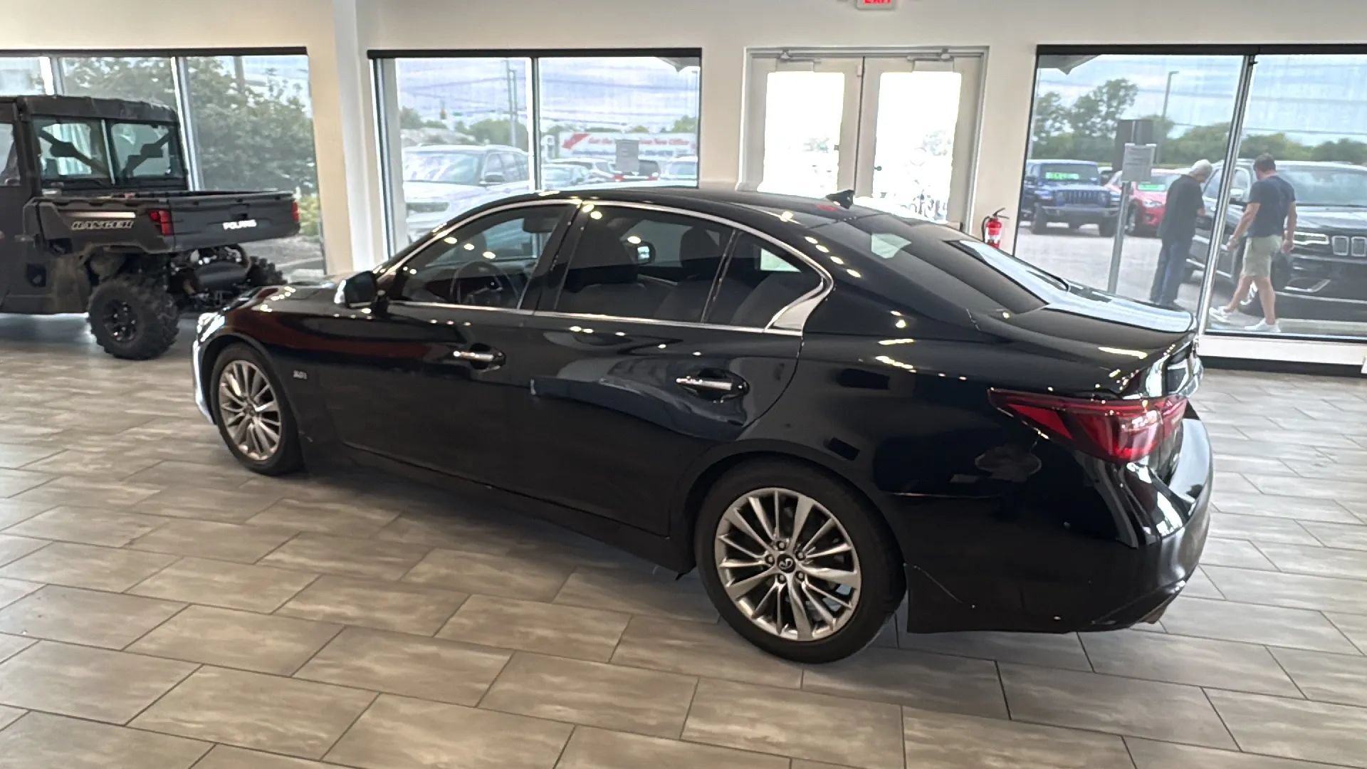 Used 2019 INFINITI Q50 Luxe w/ Cargo Package (L96) RWD image 11