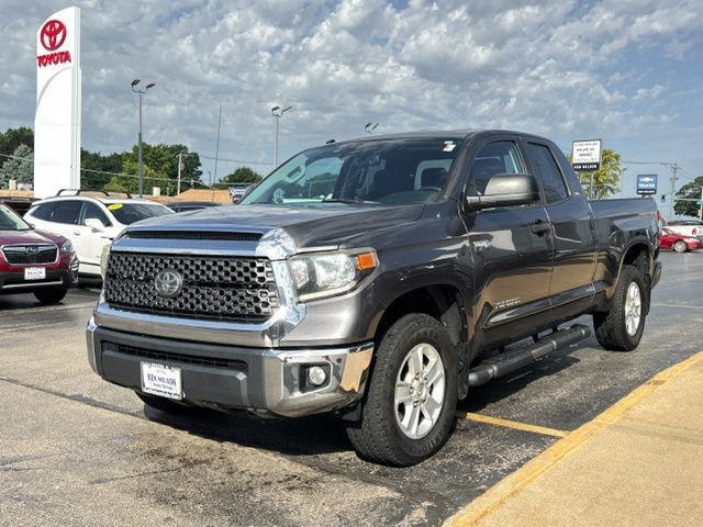 Used 2019 Toyota Tundra SR5 w/ Convenience Package AWD/4WD image 5