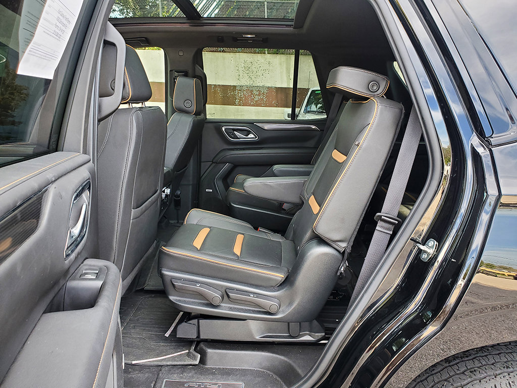 Used 2023 GMC Yukon AT4 w/ LPO, Floor Liner Package AWD/4WD image 7