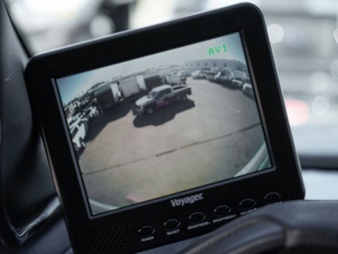 Used 2017 Ford F550 2WD Regular Cab Super Duty image 28