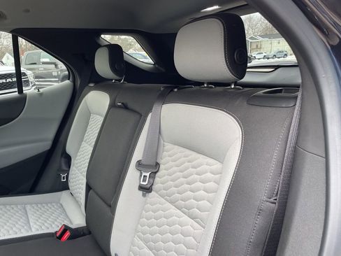 Used 2020 Chevrolet Equinox LT image 40