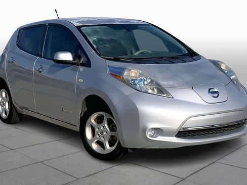 Used 2012 Nissan Leaf SL image 2