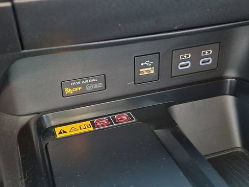Certified 2025 Toyota Camry SE FWD image 24