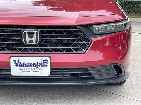 New 2025 Honda Accord SE image 7