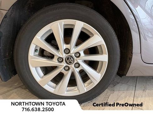Used 2023 Toyota Camry LE image 28
