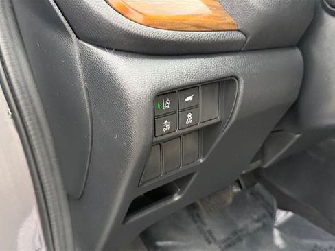 Used 2017 Honda CR-V EX-L image 8