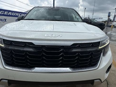 Used 2025 Kia Seltos S FWD image 3
