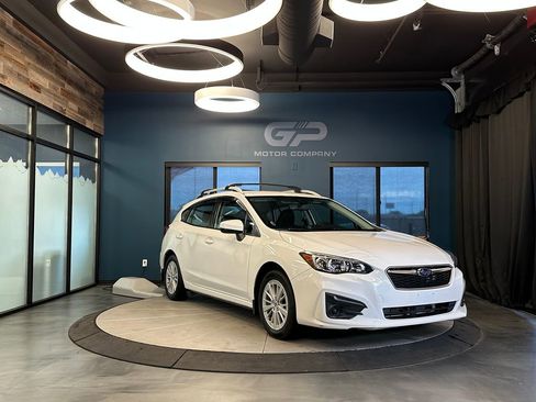 Used 2017 Subaru Impreza 2.0i Premium AWD/4WD image 1