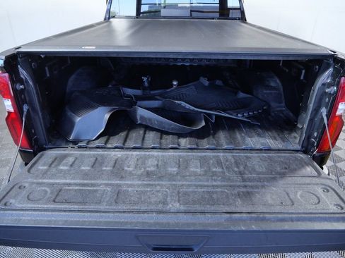 Used 2023 Chevrolet Silverado 2500 LTZ AWD/4WD image 11