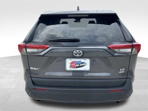 Used 2023 Toyota RAV4 LE AWD/4WD image 6