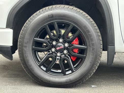 Certified 2024 GMC Sierra 1500 Elevation image 27