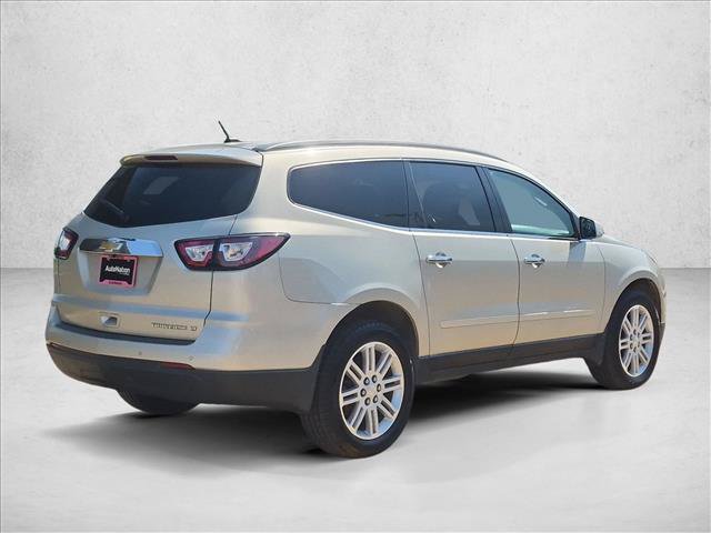 Used 2015 Chevrolet Traverse LT w/ Style and Technology Package FWD image 5