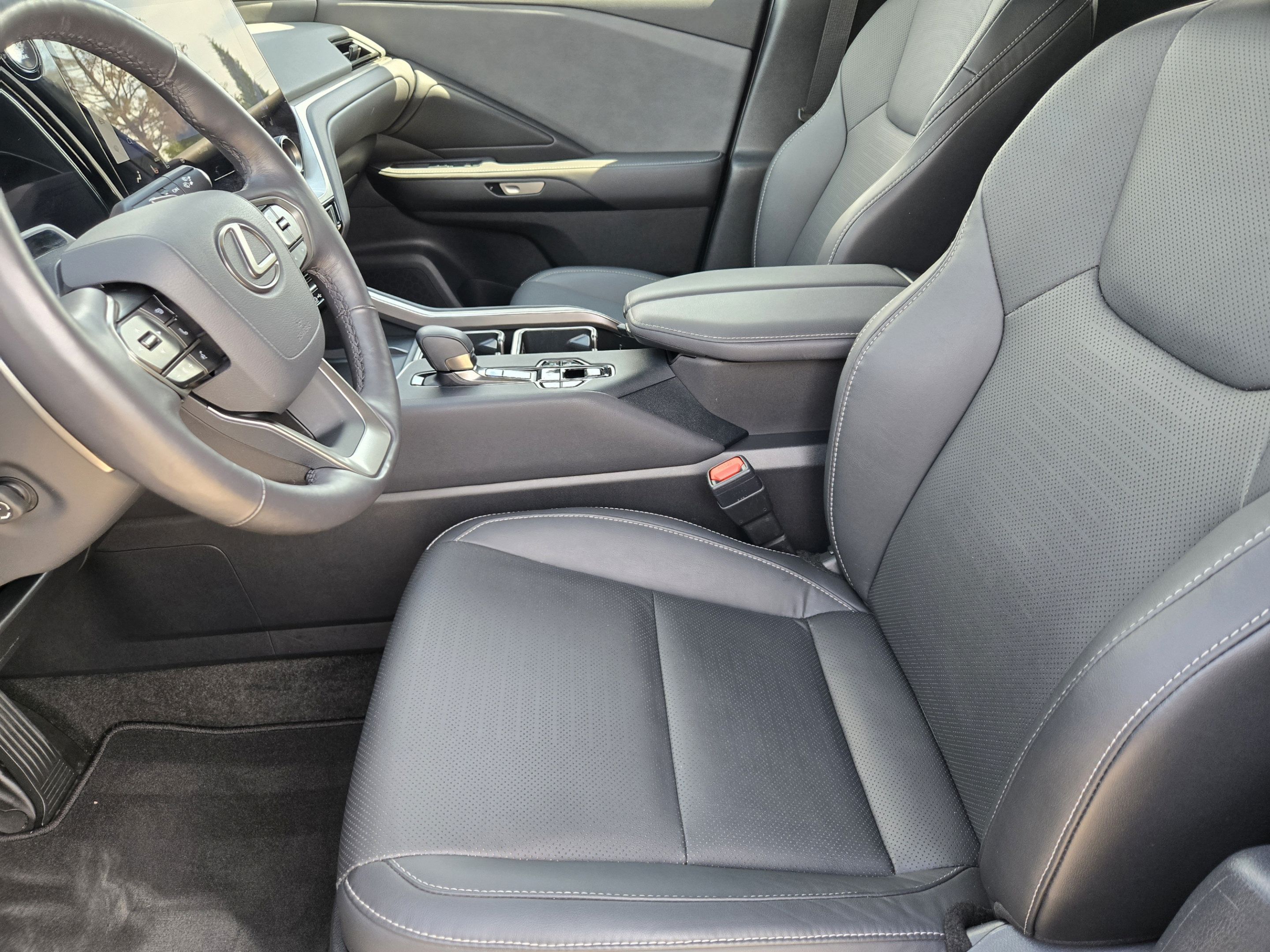 Certified 2026 Lexus TX 350 AWD w/ Technology Package image 9