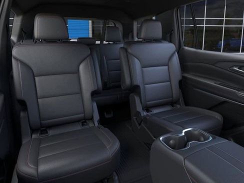 New 2026 Chevrolet Traverse Z71 w/ Enhanced Driving Package AWD/4WD image 17