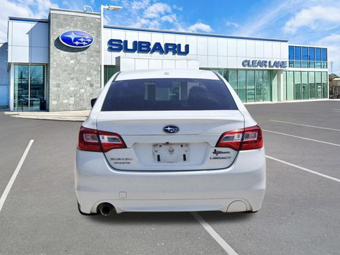 Used 2015 Subaru Legacy 2.5i Premium w/ Moonroof Package AWD/4WD image 5