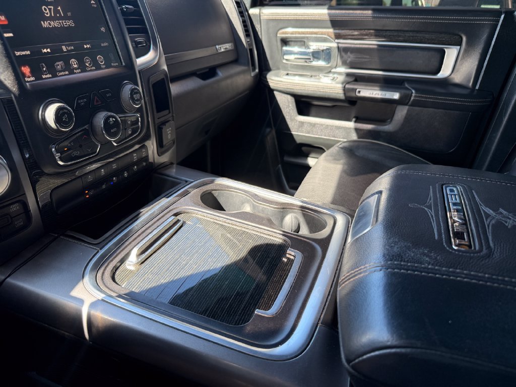 Used 2017 RAM 1500 Limited AWD/4WD image 16